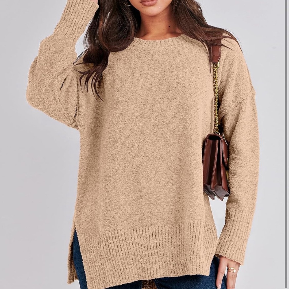 Women’s Oversized Knit Pullover Sweater, Size Small